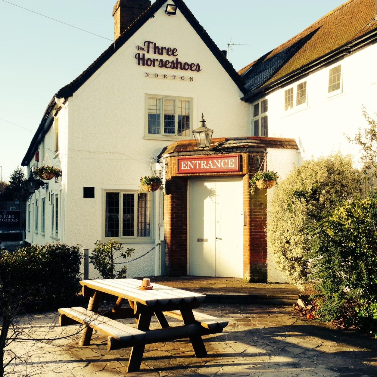 The Three Horseshoes at Norton Info@thethreehorseshoesatnorton.co.uk