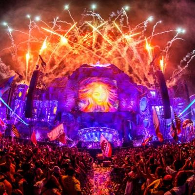 EDM lyrics and pictures. DM and follow to spread good vibes. From Philadelphia to the world- Music unites us all ✨