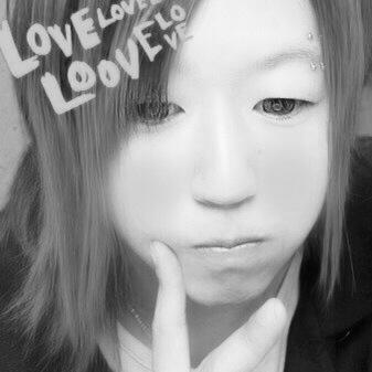 人生が2度あるならこんな険しい
道は選ばないだろう…でもこの一回
たった一回しかチャンスがないのなら
何もかも諦めて生きていくつもりはない