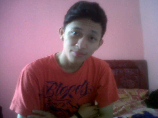 arist_nugraha's profile picture. Easy to know, hard to forget \m/