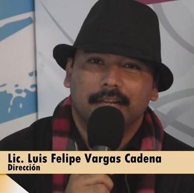 De Neiva, 45 años, licenciado en Filosofía y Letras, diplomado en Tecnología e Innovación Educativa, magíster en Educación.