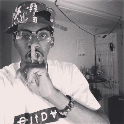 SMaidatl's profile picture. makin moves is all im about #LetsWork