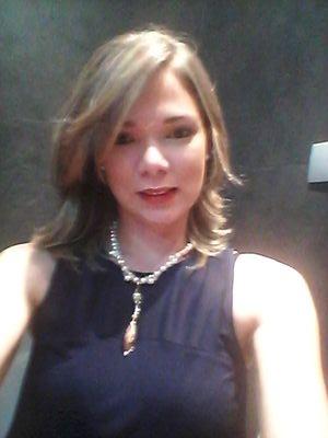 Administradora de empresas, espontanea, sincera, trabajadora, y familiar.. creo convencida que Dios ilumina mi vida!