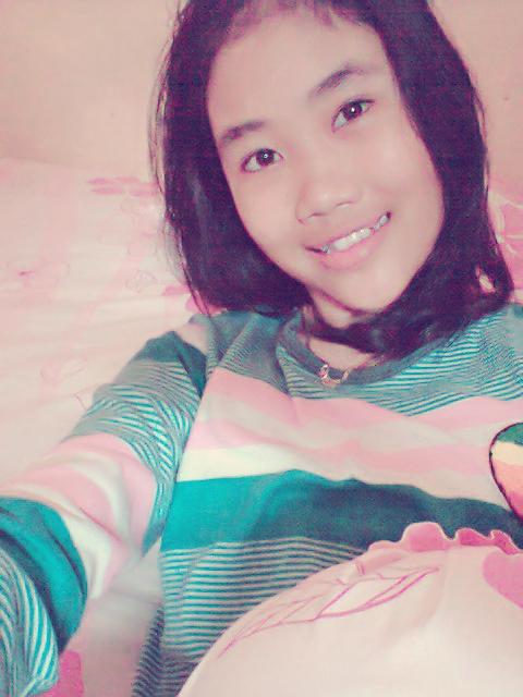 Santi Nurhayati X-4;;)