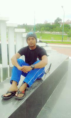 417a0f826c87448's profile picture. inilah diriku apa adanya. masi adakah yg mmpu mnrima kekurangn ku?