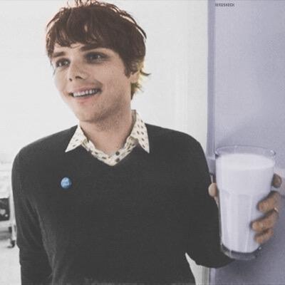 cheerfulmess666's profile picture. @stitchesxo