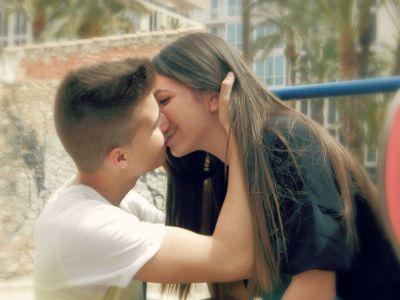 • VINES de @SrRubiio y @larafructuoso • Sábado 04 De Enero del 2014 •
