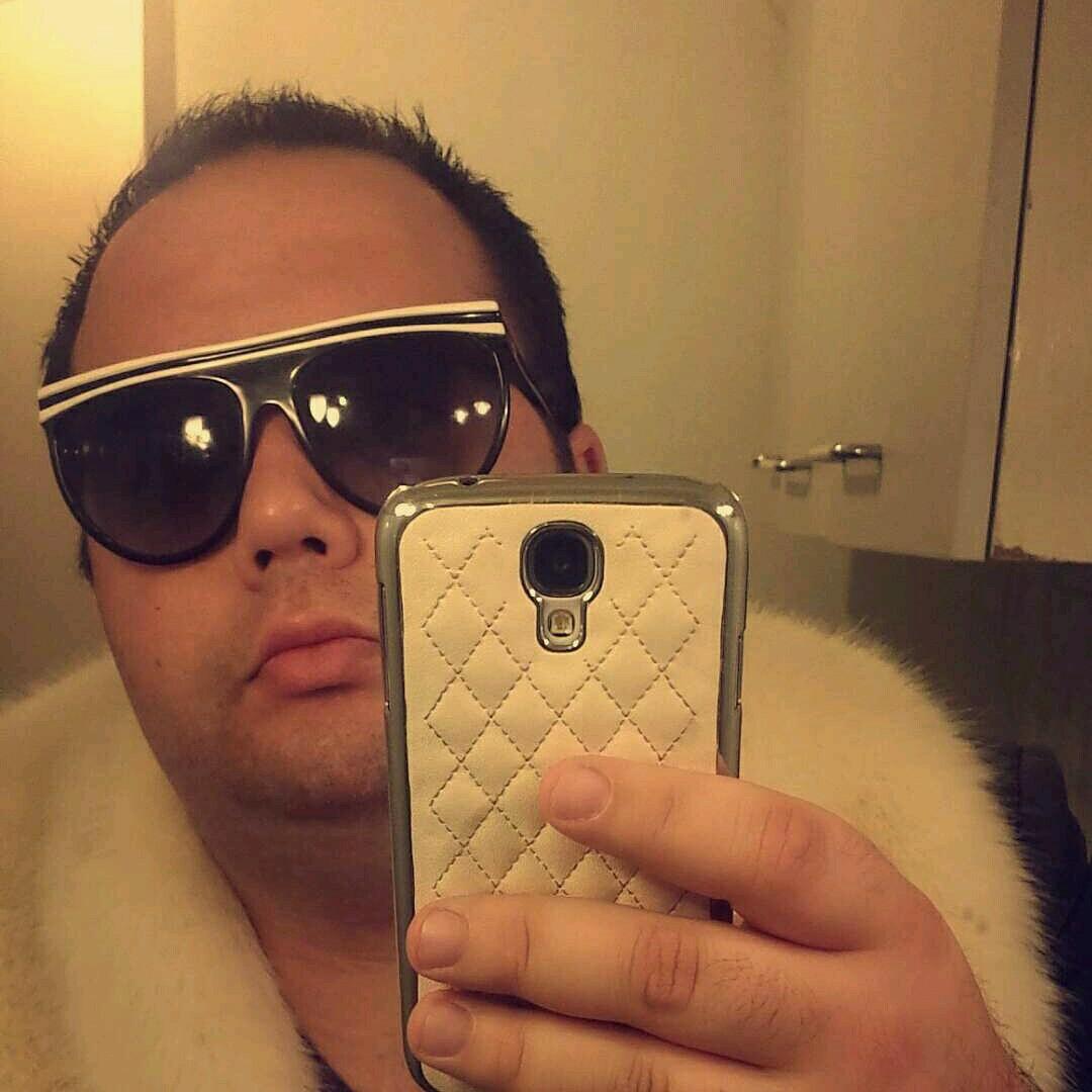 molinierseb's profile picture. hey everyone, Im sebastien  but all my friend call me sebie , I live in france( marseille) kisss