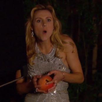 Just a fan account for a girl who is fascinated by onions. *PARODY*