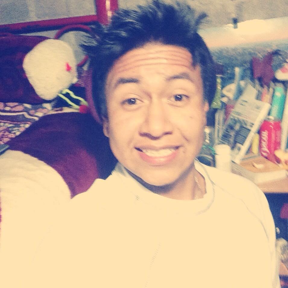 Dedica un momento en hacer feliz a los demás.... ♥SONRIE ♥