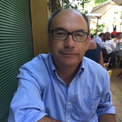 Ingeniero Comercial, Chuncho de corazón y un agradecido de la bondad de Dios.
