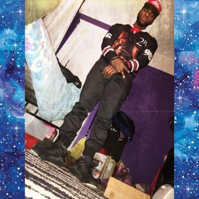 My Jeweler ⌚️Think Ima Clan Memba Cause I Spent 3(KKK) On My Fire Cross ➕⛪️ #GodlyLivin