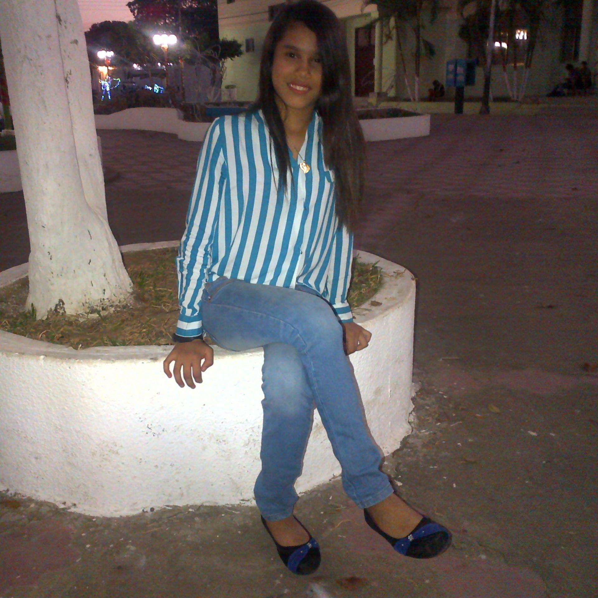 josbelysleon's profile picture. Me gusta divertirme y me encanta la música.. I like to have fun and I love the music..