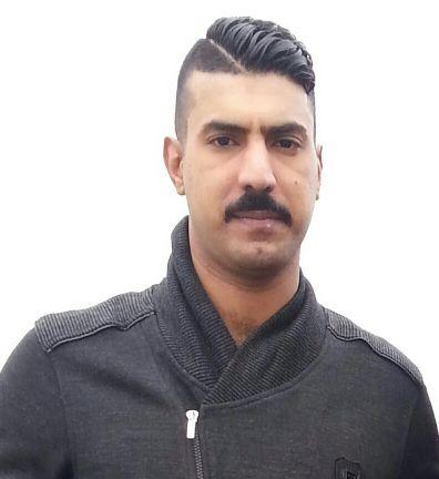 ‏خير الكﻻم ما قل و دل