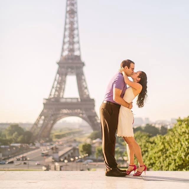 OurLoveOnTheRun's profile picture. Bostonian, long distance runner,ASL interpreter, lover of all things bright, colorful and cheerful. Head over heels in love with @rdcouto. PEACE + HAPPINESS