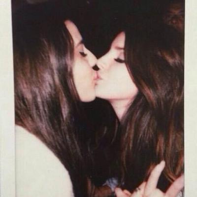 Orion's kisses ♡
if you have a picture of you getting kissed by her, dm it to me and I will tweet it!