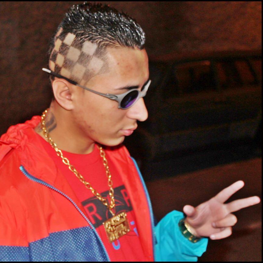 Twitter oficial do MC Naldinho
Ronaldo Dias Viana Mais conhecido como MC Naldinho