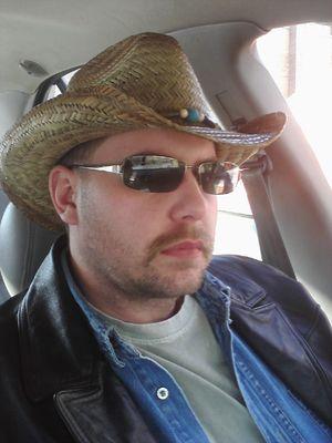 mikebanjura's profile picture. Do not dm for money! You will be reported and blocked.