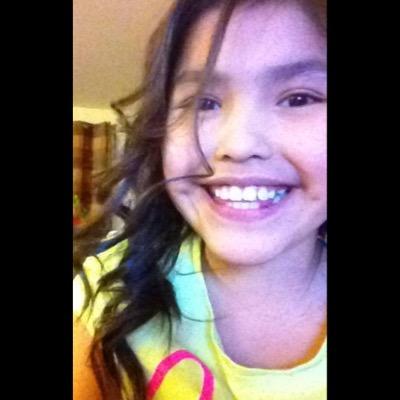 mantla_m's profile picture. 'follow me and you'll make my day(;