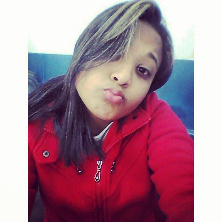 - Nunca pedi para ser perfeita nem ao menos faço questão de ser aceita ; mas eu exijo respeito quando se fala no meu nomee ;*