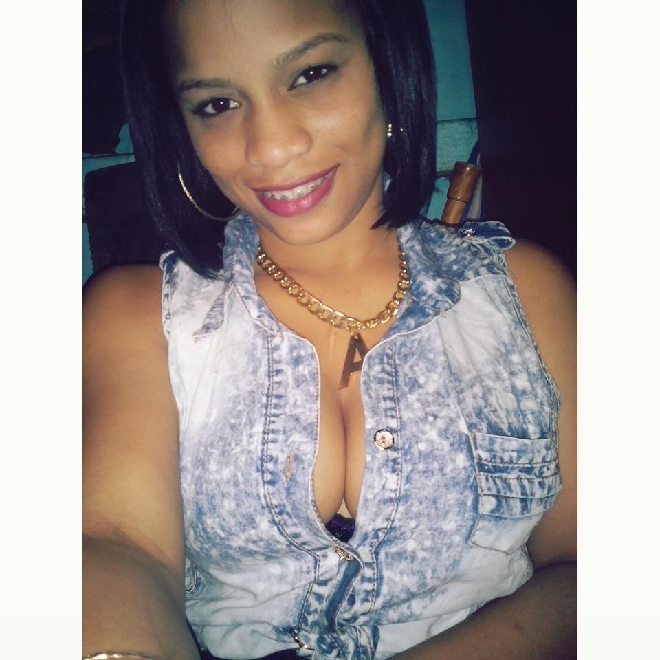 Humilde . Seria . Bella . Sexy . Casada ♥