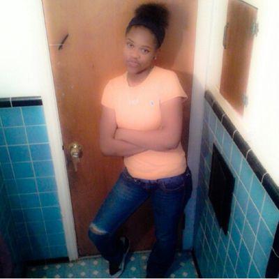 fvmousjay's profile picture. fmoi@richhh.jayyy         kik:jazzy_shamily123