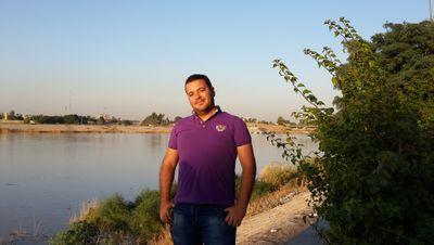 AliRy10's profile picture. 