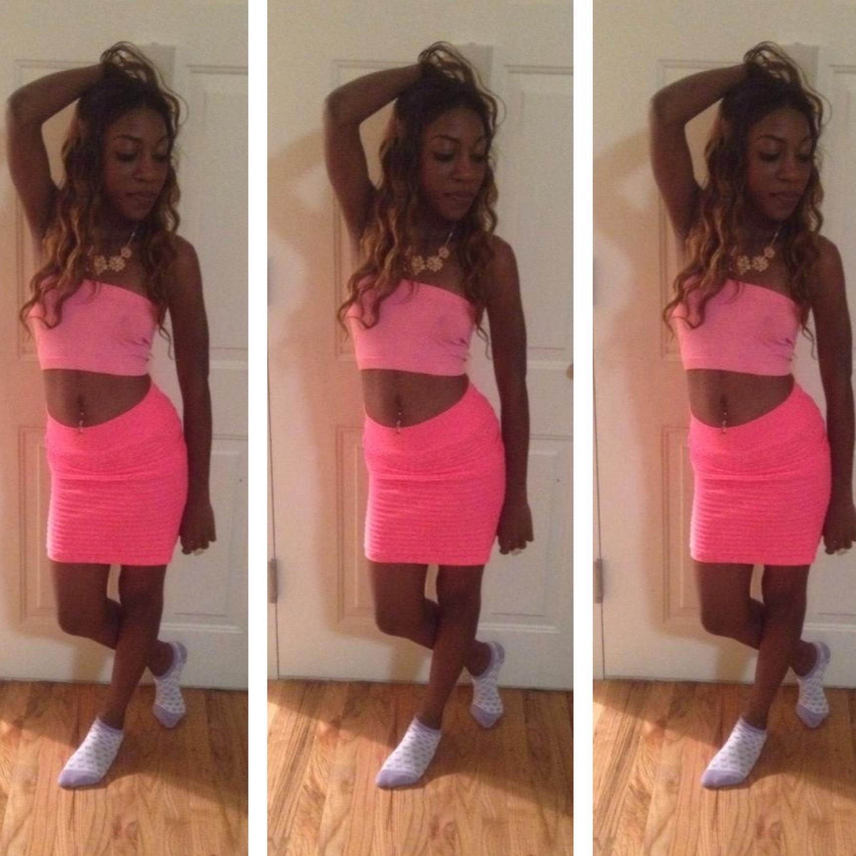 pinkyloveline's profile picture. very sweet and beyond beauty with a educated mind. Think positive