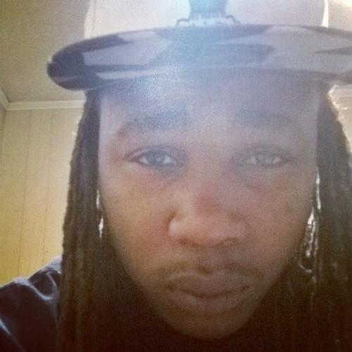 #CVL #AVLNU YungRasta I Am ! #Rapper On The ComeUp ! Tryna Run My Bands Up ! 662-The Sip ! Get It How You Live ! Father Of Kaidan Elise ! #AlMi5gTy