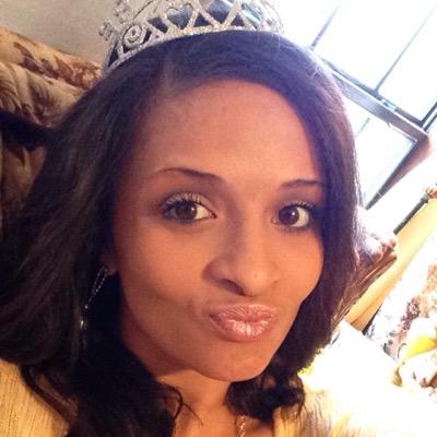 I'm just an ordinary southern girl striving for success ! #MotherOfOne #TeamKyng #SinCityRaised #TrojanAtHeart #OleMiss2016 #FolkNation #SOS