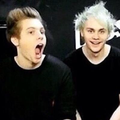 i am in love with 4 dorky australian man children INSTAGRAM: @waterspitharry TUMBLR: @cliffordscoor