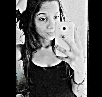 Menina dos olhos de Deus! 
15 years, i'm lovatic ❤. Instagram e Snapchat: @aureac_