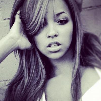 ThePinkPriint's profile picture. Sophmore || CheerLeader || Model || Actress || Dancer || #TheCryingGames