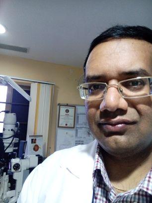 Friend of Friends, Ophthalmologist, specializing in Glaucoma and Cataract; hobbyist... photography, technology, literature...