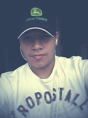 proguitar_saul's profile picture. Eres una persona tan importante para mi una persona maravillosa siempre quiero estar contigo solo le pido a Dios...!! *-* :')))