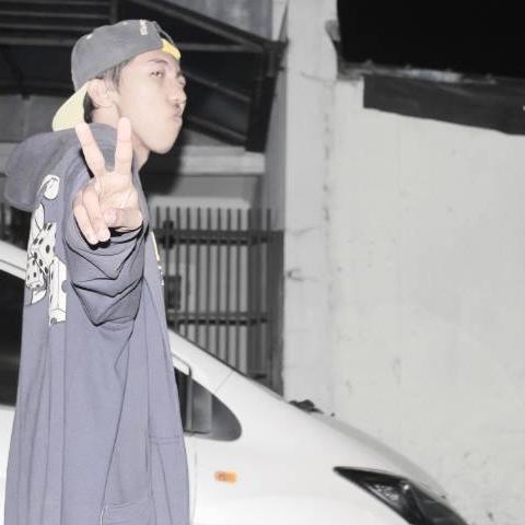 AdjieAR's profile picture. DropFish!% @RamenBajuri