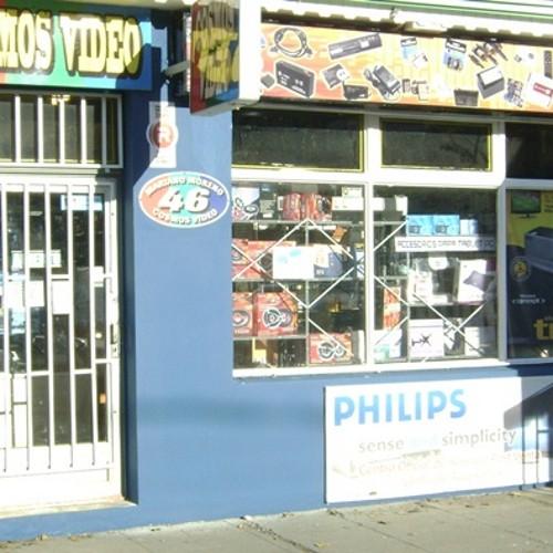 Comercio minorista de venta de productos de electrónica e informática. Servicio técnico especializado en aparatos de alta gama.