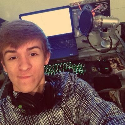 Hey manes! Tweet me if you want to talk to me or ask me a question! 
Official Rankedguide. 
http://t.co/rwVx2SsmSJ