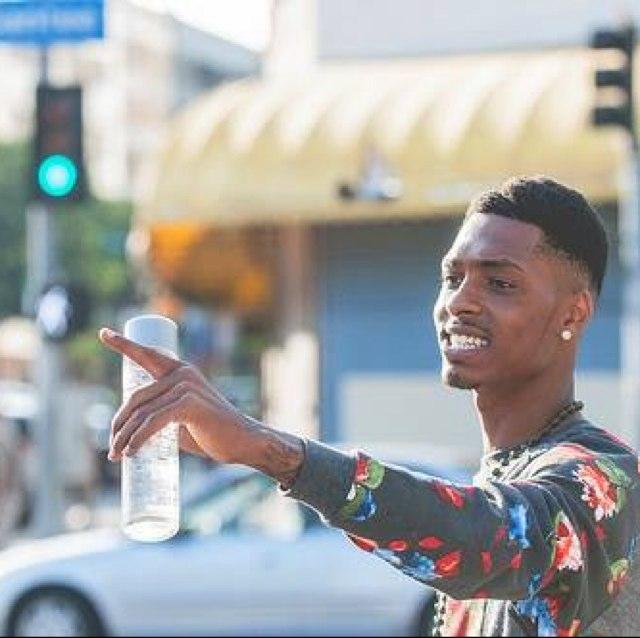 benjfanz's profile picture. we're ben j'sz FIRST and OFFICIAL fanpage establishd july 23rd, 2009 we LOVEEE all otha ben j fanpages,teams, everything ben j