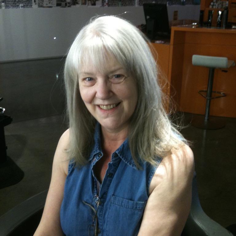 PIKKNIT's profile picture. 