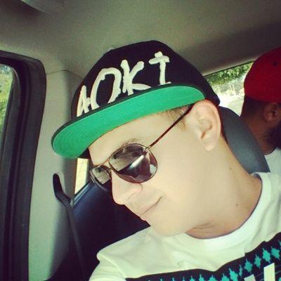 Odontólogo; Cartagenero, feliz de mi hermoso hijo... Time is free but priceless, u cant own it but u can use it, u cant keep it but u can spend it...