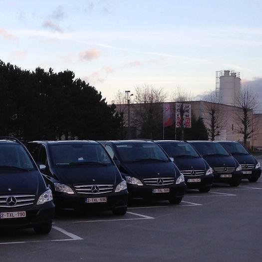 Een uitgebreid verhuurprogramma minibussen en kleine touringcars met chauffeur.Vervoersoplossingen voor privé-groepen van 2-19 personen. Binnen en buiten België