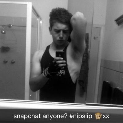 15
Gym Addict 
Instagram: isaaac_xx
Snapchat: itsisaacbrahh
Facebook: Isaac Frizzell