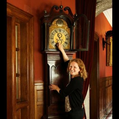 work for the national trust, love photography , taxidermy and anything old !!!!