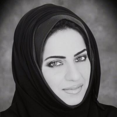 Facebook:Aliaa Al Busaidi / Insta:aliaa_bb                  فنانة تشكيلية / سلطنة عُمان / حَدَّثَتْنِي الأَيَّامُ بِمَا حَوْلَي فَوَجَدَتْ صَدَاهَا هَاهُنَا 💛