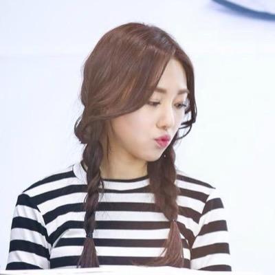 Ace of Angels Kwon Min ah ; Lead Rapper
#93line