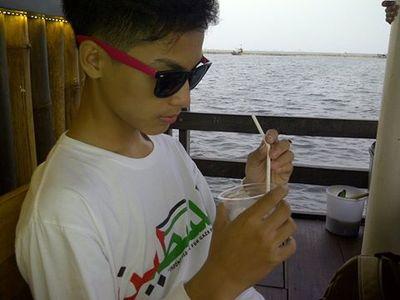 instagram : Ananda Helminna Adeliaananda wilhel minna
