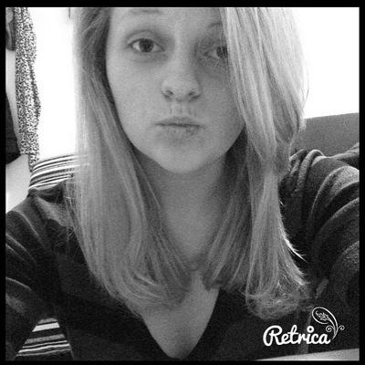 sur terre t'es qu'une merde . snap: crvn_lisa