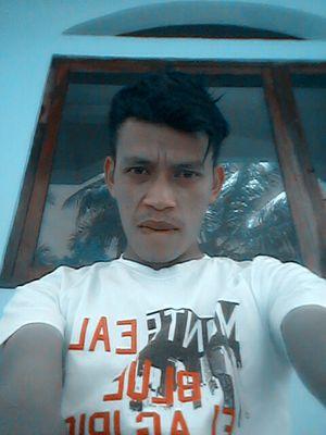 I tweet what I feel & what I think. Be your self be better//-follow ja dulu siapa tahu jodoh♥