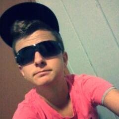 ♥♥ Colorada, Amo Futebol,skate, amigos,família ♥♥